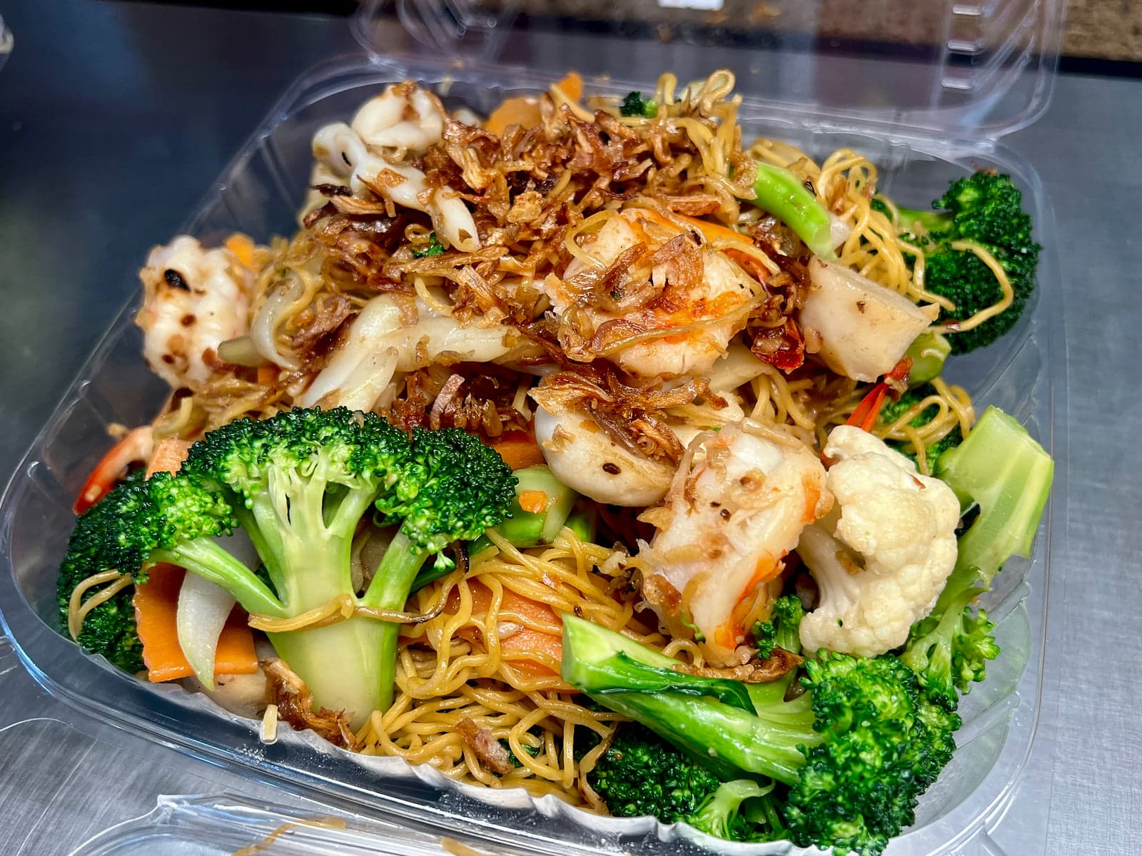Seafood Chow Mein